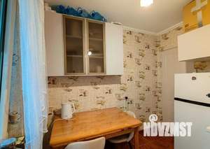 3-к квартира, вторичка, 65м2, 6/9 этаж