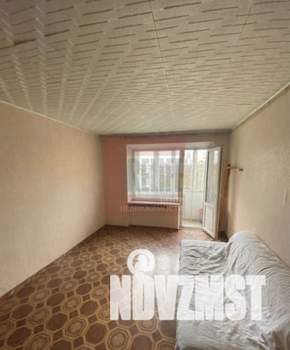 3-к квартира, вторичка, 64м2, 5/5 этаж