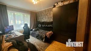2-к квартира, вторичка, 61м2, 1/4 этаж