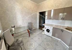 2-к квартира, вторичка, 53м2, 1/3 этаж