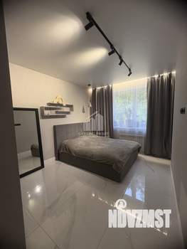 2-к квартира, вторичка, 56м2, 1/10 этаж