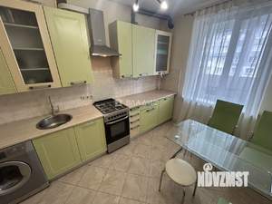 2-к квартира, вторичка, 72м2, 7/10 этаж