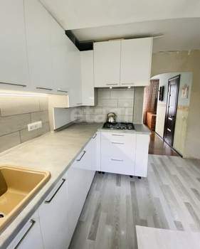 3-к квартира, вторичка, 44м2, 2/2 этаж