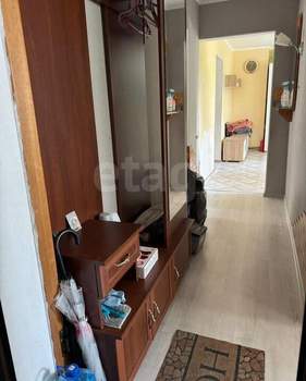 4-к квартира, вторичка, 60м2, 1/3 этаж