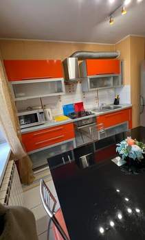 3-к квартира, вторичка, 63м2, 9/10 этаж