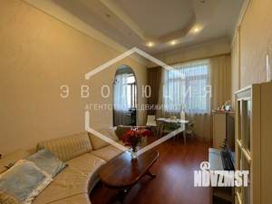 3-к квартира, вторичка, 93м2, 2/4 этаж