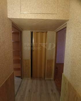 3-к квартира, вторичка, 58м2, 3/5 этаж