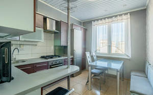 2-к квартира, вторичка, 60м2, 9/9 этаж