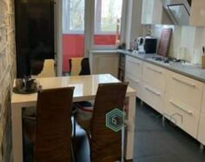 2-к квартира, вторичка, 57м2, 3/6 этаж