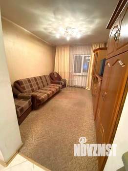 2-к квартира, вторичка, 39м2, 1/4 этаж