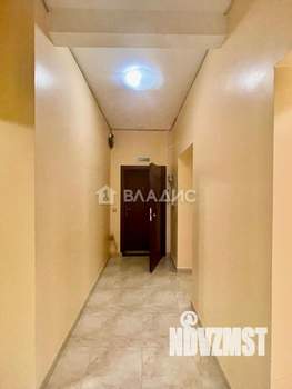 2-к квартира, вторичка, 61м2, 1/7 этаж