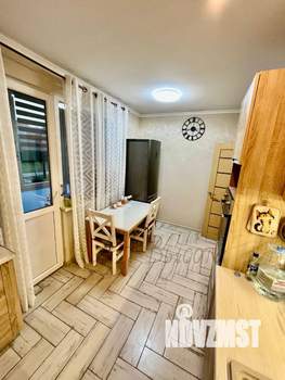 2-к квартира, вторичка, 62м2, 1/3 этаж