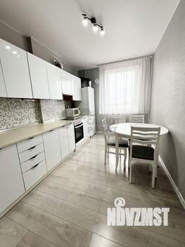 2-к квартира, вторичка, 63м2, 13/16 этаж