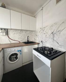 2-к квартира, вторичка, 46м2, 1/5 этаж