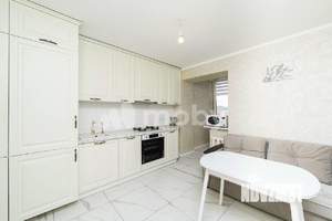 2-к квартира, вторичка, 60м2, 5/5 этаж