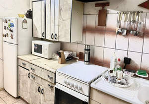 2-к квартира, вторичка, 37м2, 1/5 этаж