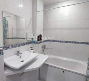 2-к квартира, вторичка, 63м2, 8/9 этаж