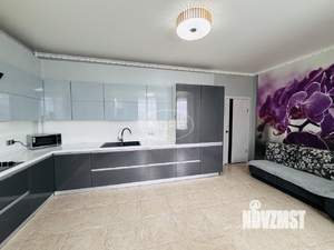 4-к квартира, вторичка, 135м2, 2/4 этаж