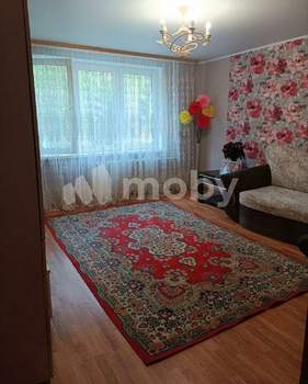 2-к квартира, вторичка, 61м2, 1/6 этаж