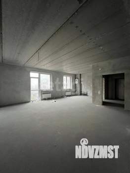 5-к квартира, вторичка, 174м2, 2/4 этаж