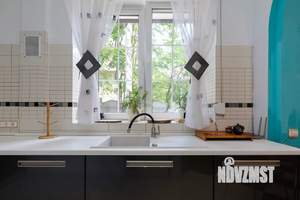 Студия квартира, вторичка, 57м2, 1/2 этаж