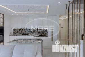 3-к квартира, вторичка, 193м2, 4/4 этаж