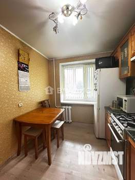 2-к квартира, вторичка, 47м2, 1/5 этаж