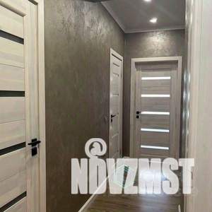 2-к квартира, вторичка, 64м2, 1/9 этаж