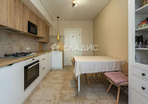 2-к квартира, вторичка, 65м2, 4/4 этаж