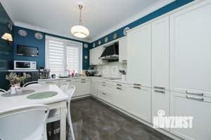 2-к квартира, вторичка, 65м2, 1/8 этаж