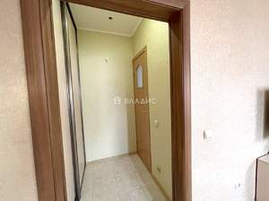 2-к квартира, вторичка, 63м2, 4/4 этаж