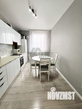 2-к квартира, вторичка, 63м2, 13/16 этаж