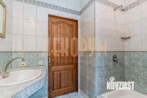 4-к квартира, вторичка, 101м2, 1/3 этаж