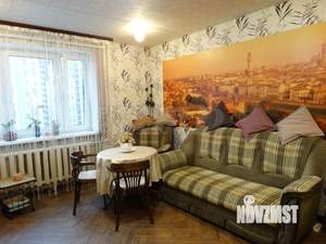 4-к квартира, вторичка, 74м2, 9/9 этаж