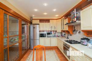 3-к квартира, вторичка, 85м2, 7/10 этаж