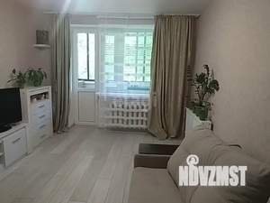 2-к квартира, вторичка, 52м2, 1/5 этаж