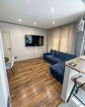 2-к квартира, вторичка, 61м2, 1/10 этаж