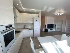 2-к квартира, вторичка, 74м2, 9/10 этаж