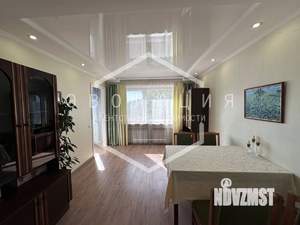 4-к квартира, вторичка, 63м2, 5/5 этаж