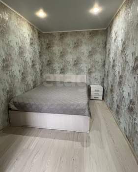 2-к квартира, вторичка, 44м2, 1/4 этаж