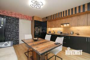 3-к квартира, вторичка, 111м2, 1/9 этаж