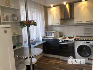 2-к квартира, вторичка, 52м2, 10/13 этаж