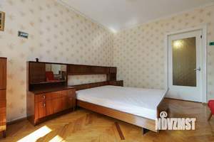 2-к квартира, вторичка, 61м2, 4/5 этаж