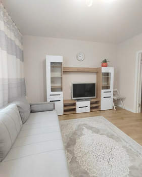 1-к квартира, вторичка, 50м2, 1/10 этаж