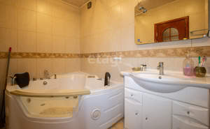 3-к квартира, вторичка, 95м2, 5/5 этаж