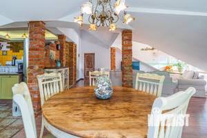 3-к квартира, вторичка, 105м2, 5/5 этаж