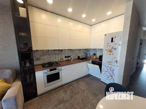 2-к квартира, вторичка, 64м2, 9/10 этаж