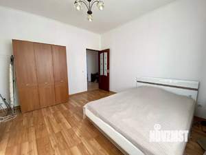 2-к квартира, вторичка, 64м2, 2/3 этаж