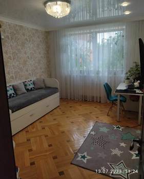 2-к квартира, вторичка, 54м2, 1/5 этаж