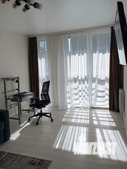 2-к квартира, вторичка, 65м2, 4/16 этаж